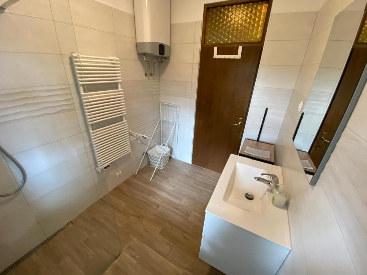Apartma Magnolija 노바고리차 외부 사진